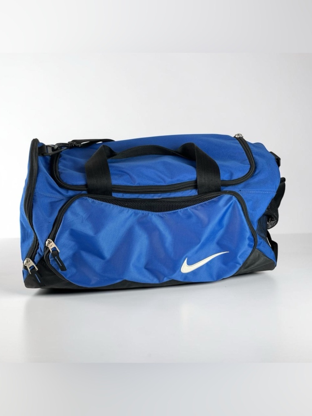 Nike 20 inch sports Duffel Bag
